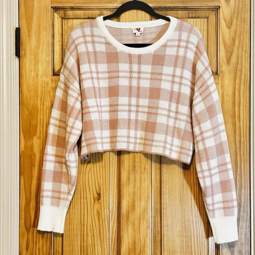 Women’s Cozy Knit Cropped Sweater Pink and Cream, Size XL